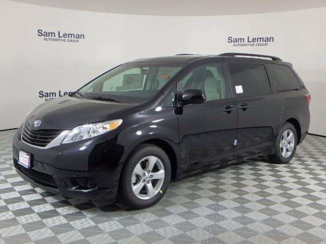 2017 Toyota Sienna LE